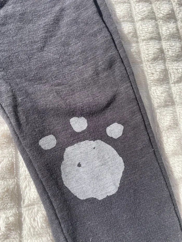 Jogging garçon Zara 18/24 mois – gris foncé avec pattes de chien - photo numéro 2