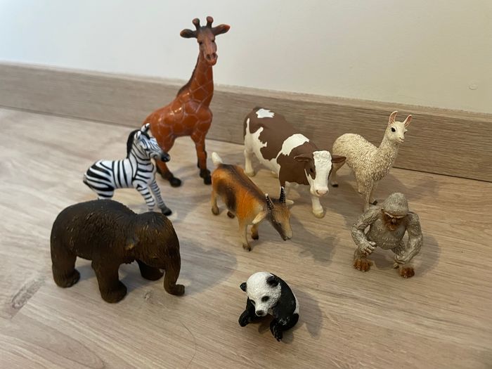 Lot de figurines animaux (Schleich, Papo…)