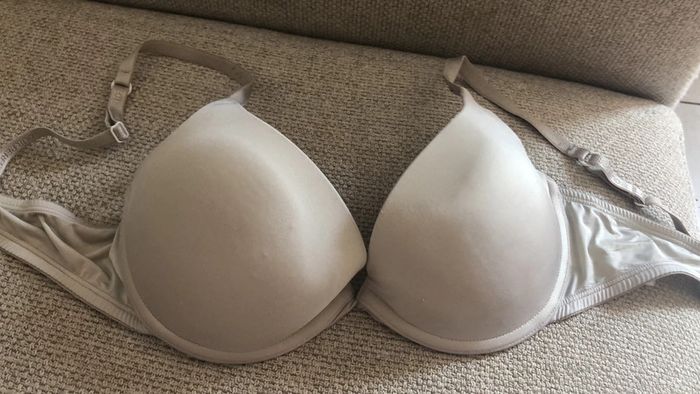 Lot soutien gorge 75C - photo numéro 2