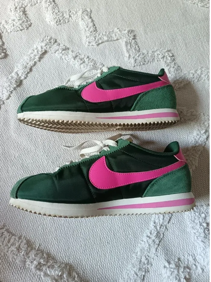 Baskets Cortez Nike vert et rose - photo numéro 4