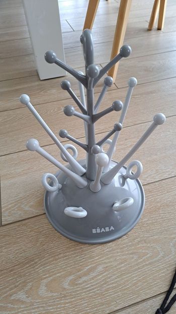 Arbre à biberons