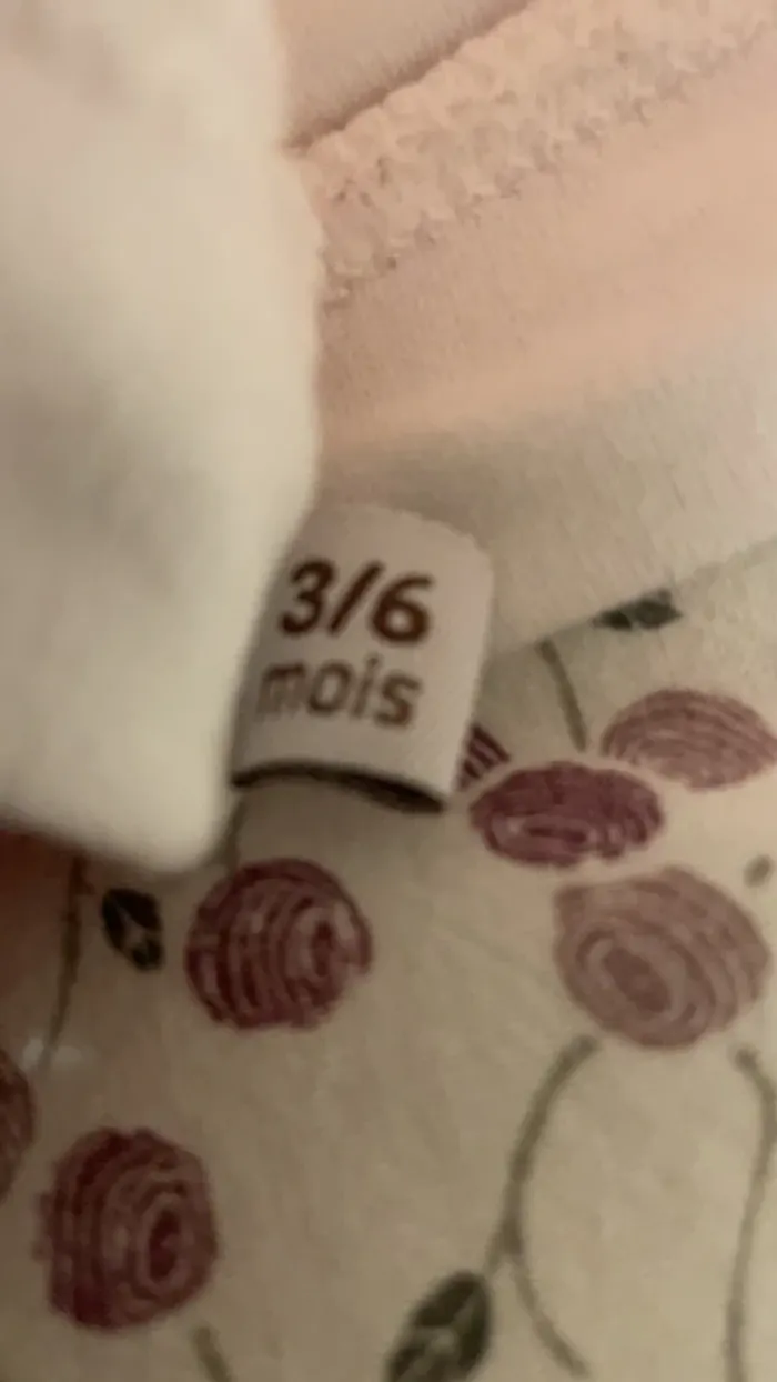 Lot de 2 bonnets Trois kilos sept 0/1 et 3/6 mois - photo numéro 3