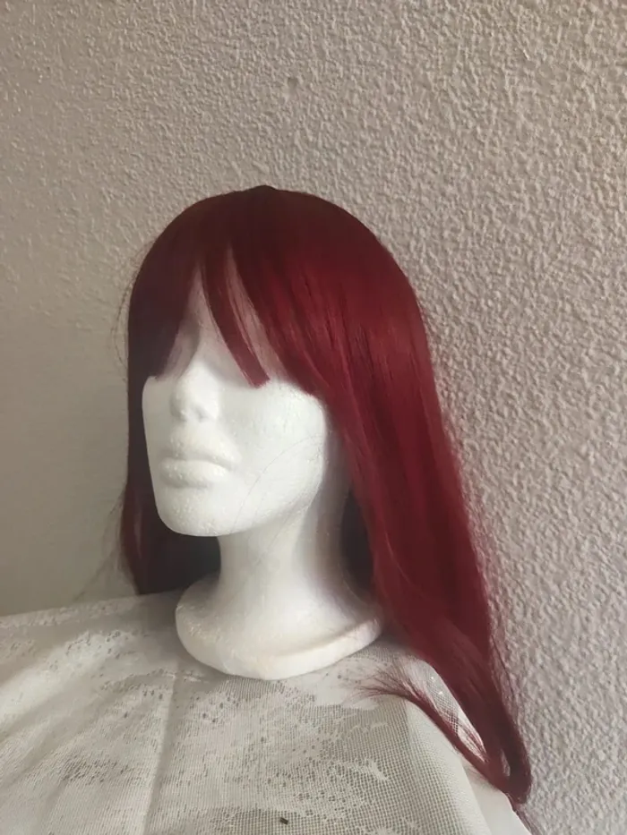 Perruque Naturelle Rouge Bordeaux Tendance Luxe - photo numéro 10