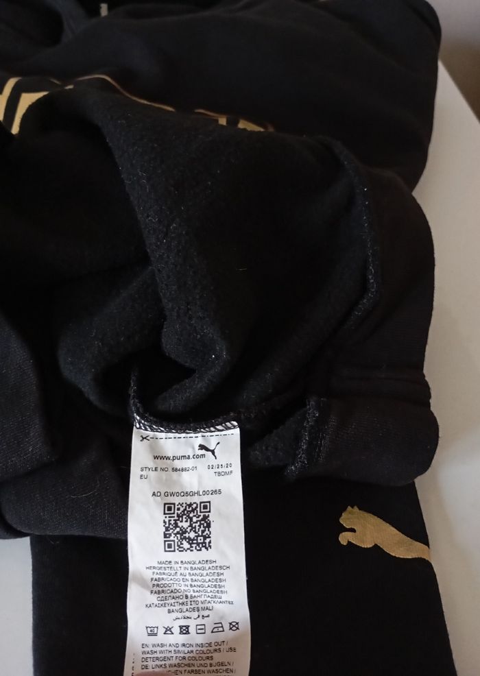 Sweat à capuche. Taille L. Noir et or . Coton et polyester . État neuf - photo numéro 7
