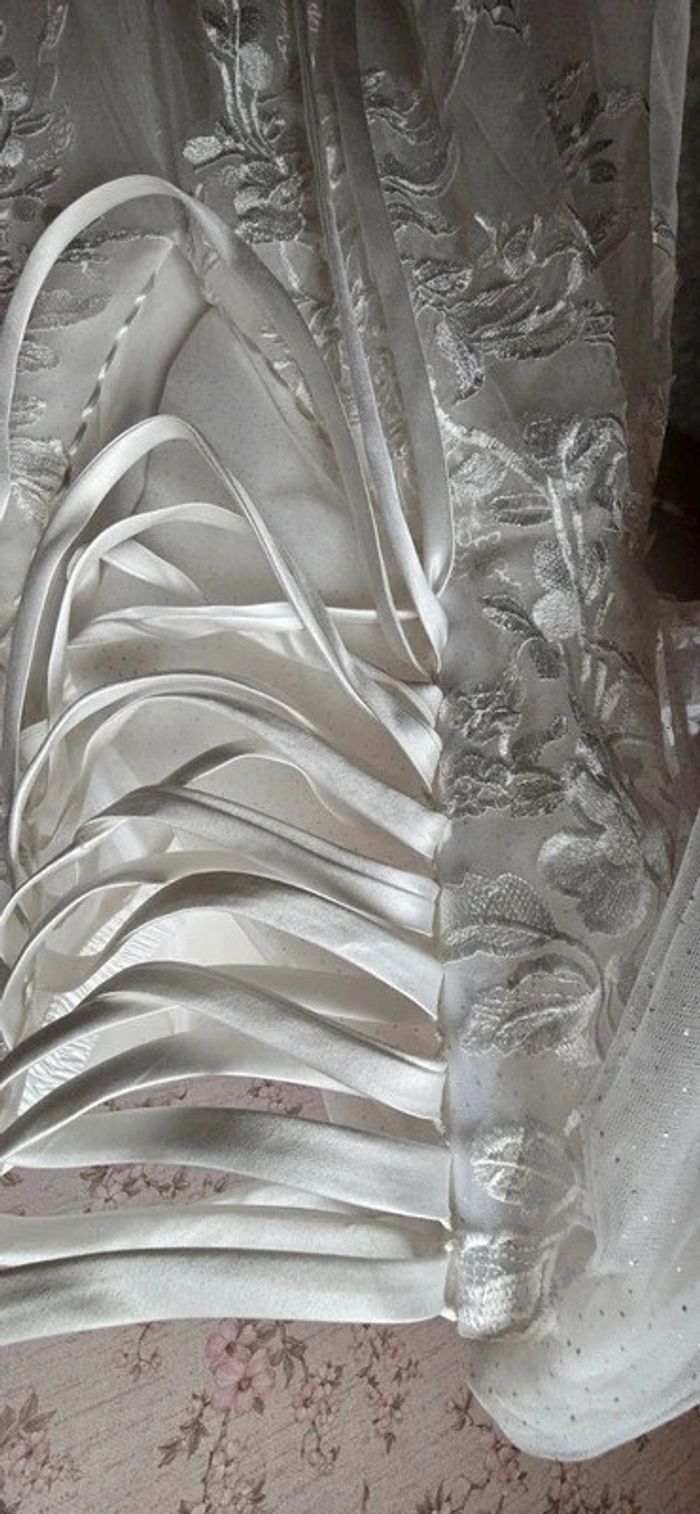 Magnifique robe de mariée blanche neuve taille 36 - 38 - photo numéro 10