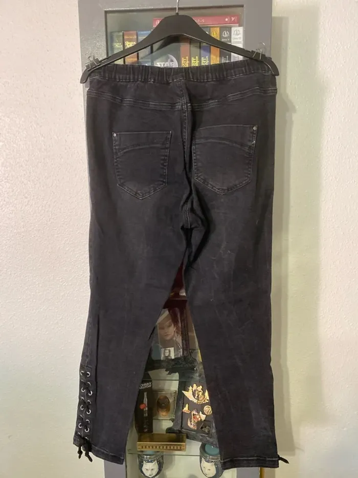 jean au dessus des chevilles M&S mode 48 - photo numéro 5