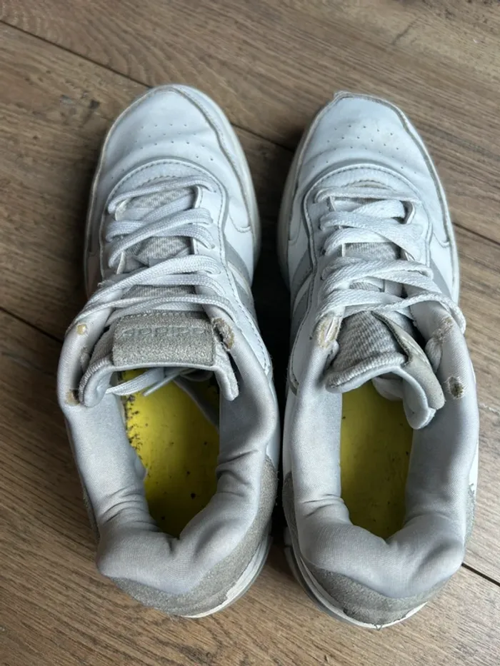 Baskets blanches Adidas femme 39 1/2 - photo numéro 6