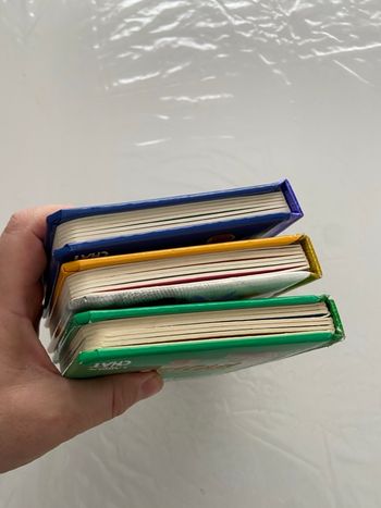 Lot de 3 Livres Cartonnés à Toucher Langue de Chat