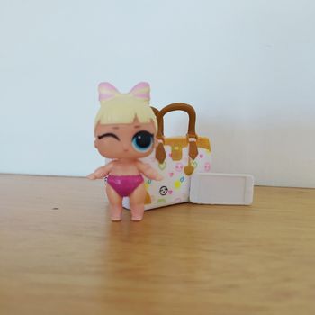 Poupée L.O.L. surprise Lil sisters 