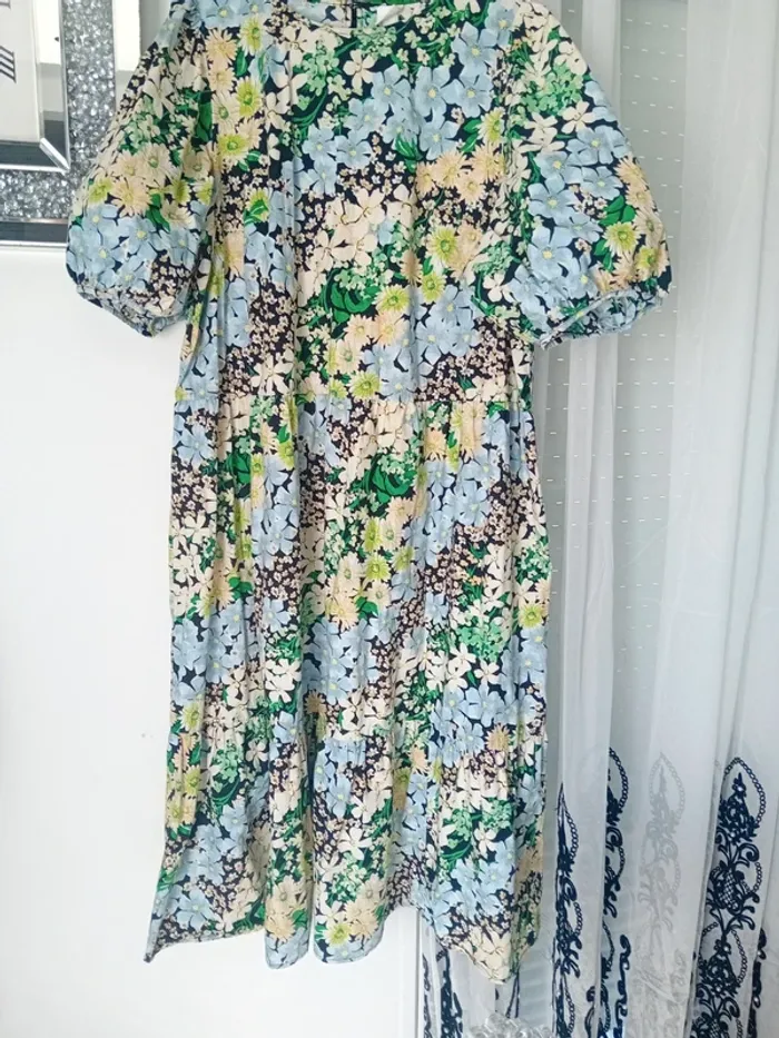 Robe hm taille l - photo numéro 2