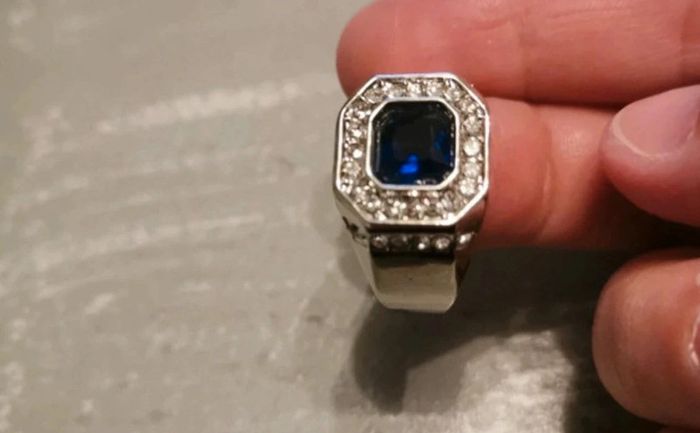 Chevalière homme acier et pierre couleur bleu T12