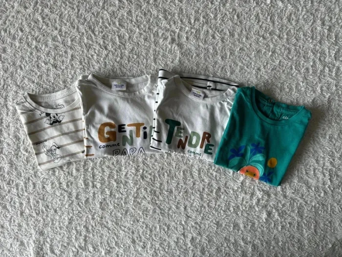 Lot 4 t-shirt T18mois TAO gemo primark - photo numéro 2