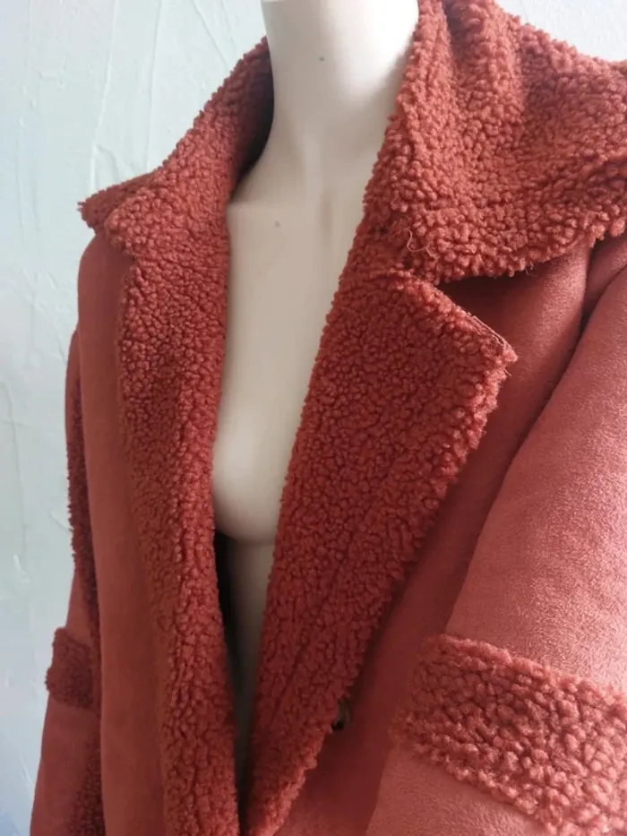 Manteau bouclée orange - photo numéro 4