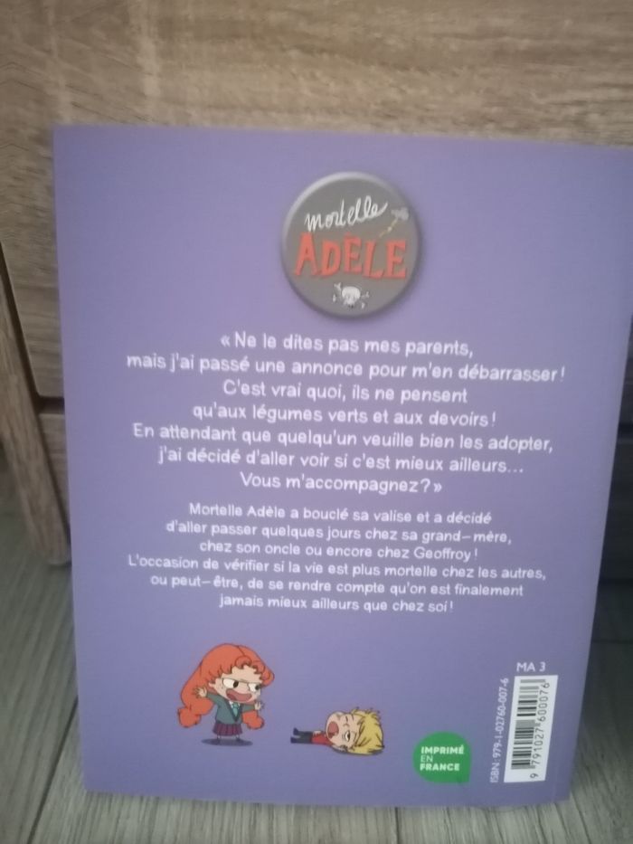 Livres Mortelle Adèle Lot x5 à 24e reserve - photo numéro 3
