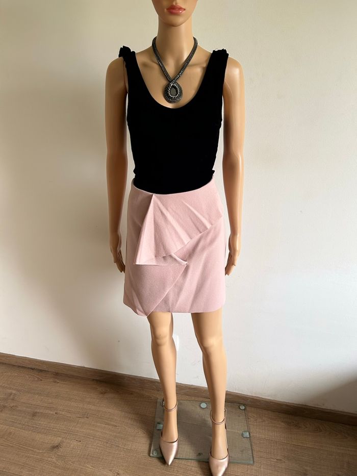 Jupe rose claire neuve Morgan taille 42 (valeur 65€) avec défaut - photo numéro 3
