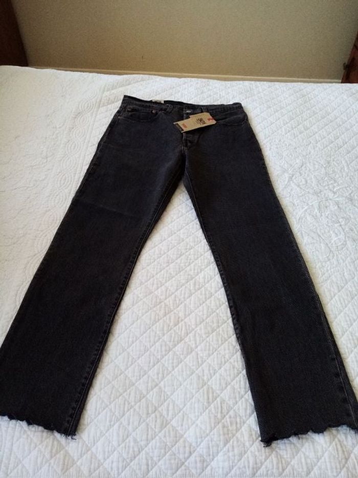 Jean Levi's 501 cropped