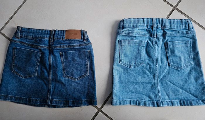 Lot jupe jean 5 ans - photo numéro 4