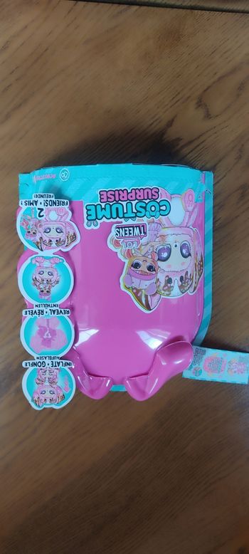 Poupée lol tweens costume surprise neuve