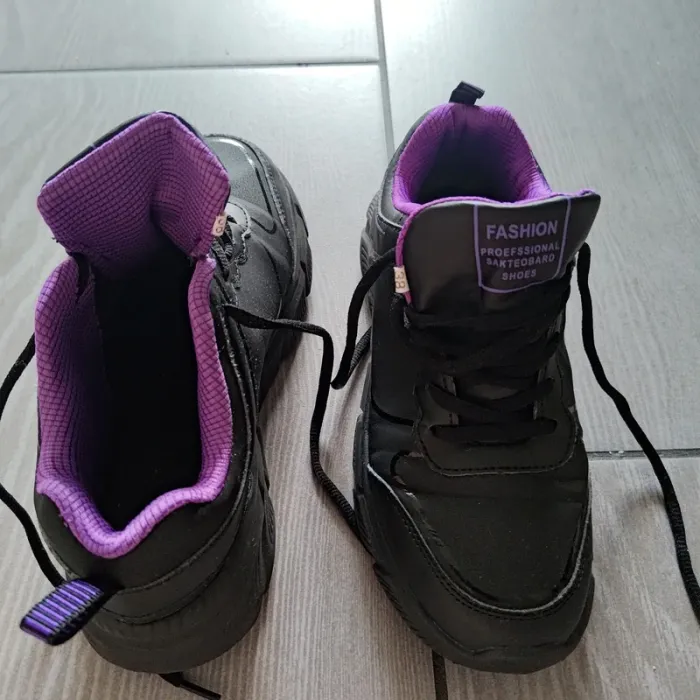 Basket T38 noir et violet