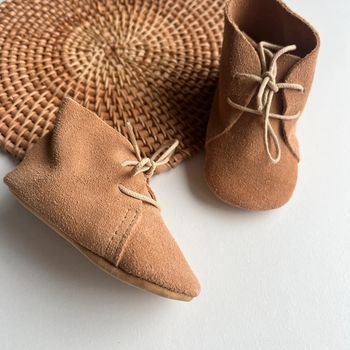 Chausson chaussures souple bébé à lacets