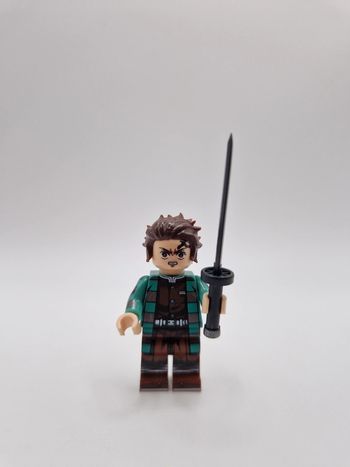Figurine type lego Tanjiro Démon Slayer