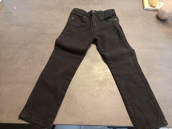 Jeans noir garçon 4 ans