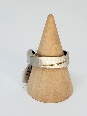 Bague en acier brossé