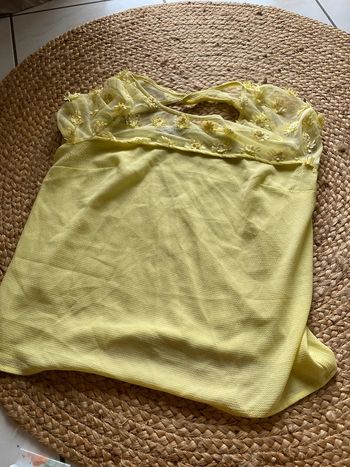T-shirt Naf-Naf, taille S jaune