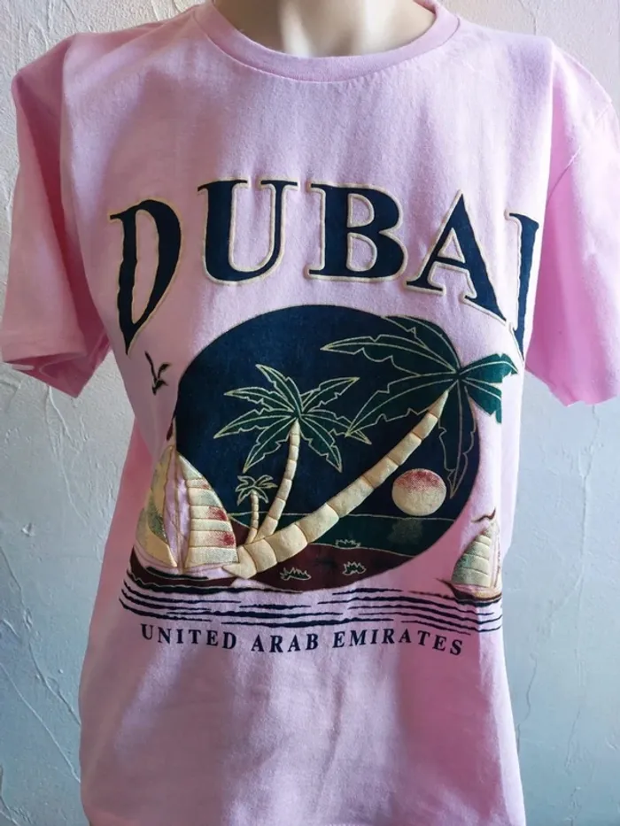 T-shirt rose Dubai Taille M - photo numéro 2