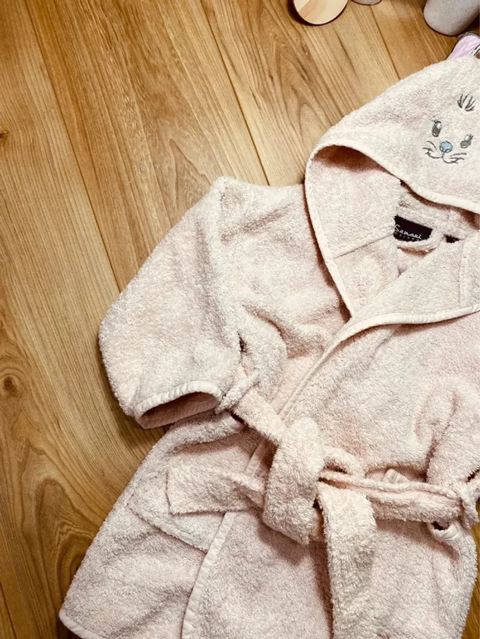 Taille 4 ans peignoir éponge fille maison sensei rose pâle * chat * 🩷 - photo numéro 3