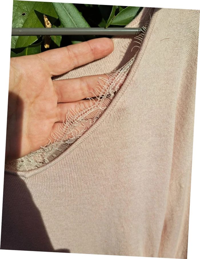 Pull rose poudré H&M mama avec dentelles - photo numéro 4
