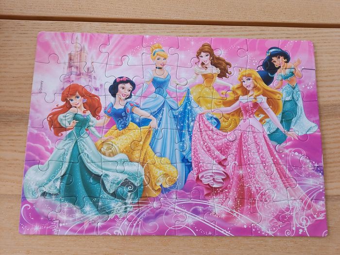 Puzzle Princesses Disney - photo numéro 3