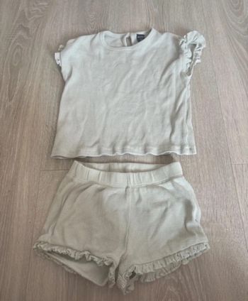 Ensemble Kiabi bébé fille taille 24 mois