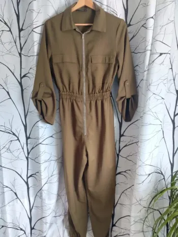 Superbe combinaison femme manches longues kaki taille M neuve