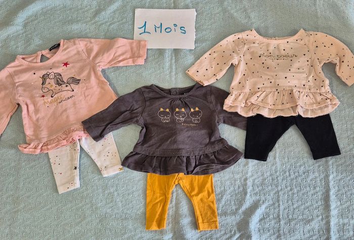 Lot de 3 Ensembles 1mois