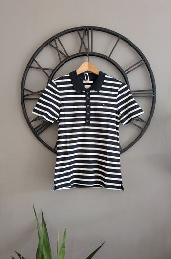 💙 Polo femme - Tommy Hilfiger - Taille M - Neuf avec étiquette