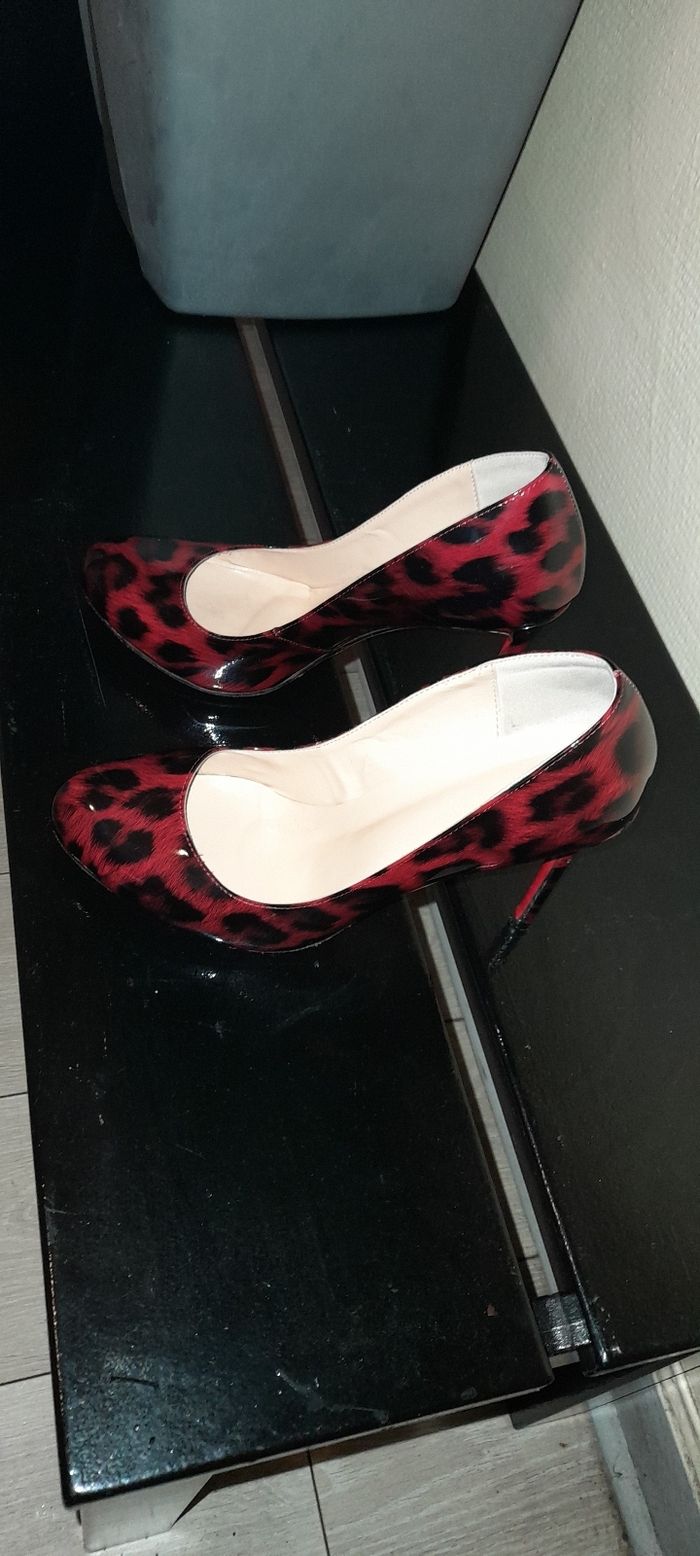 Talons Taille 38 - photo numéro 2