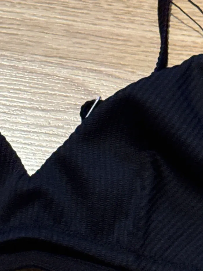 Soutien-gorge triangle noir côtelé taille XS - photo numéro 2