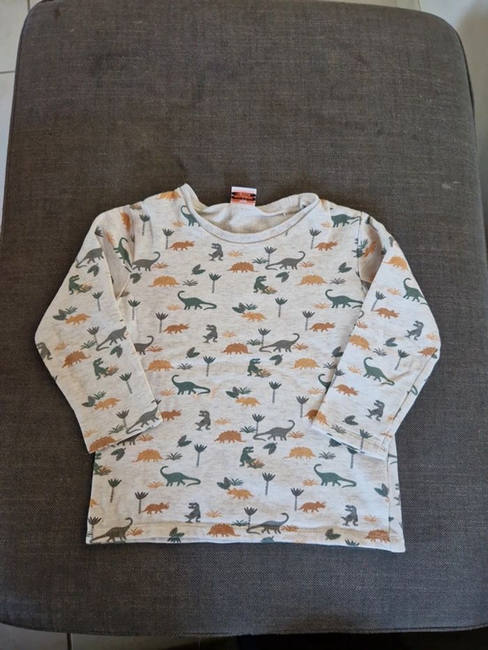 Sweat dinosaure tape à l'oeil