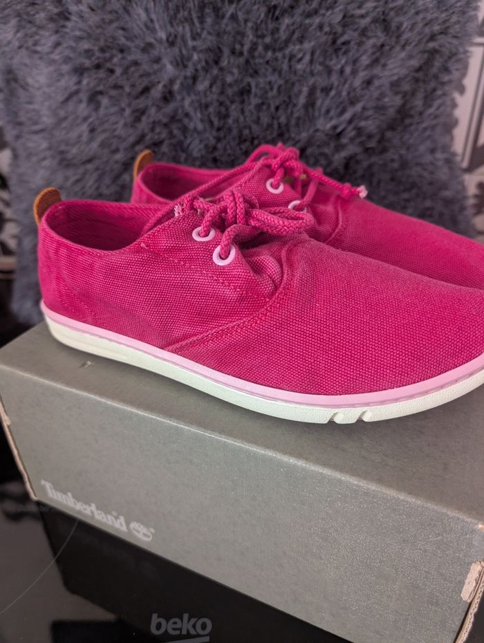 Baskets fille. Taille 35. Neuf Timberland - photo numéro 5