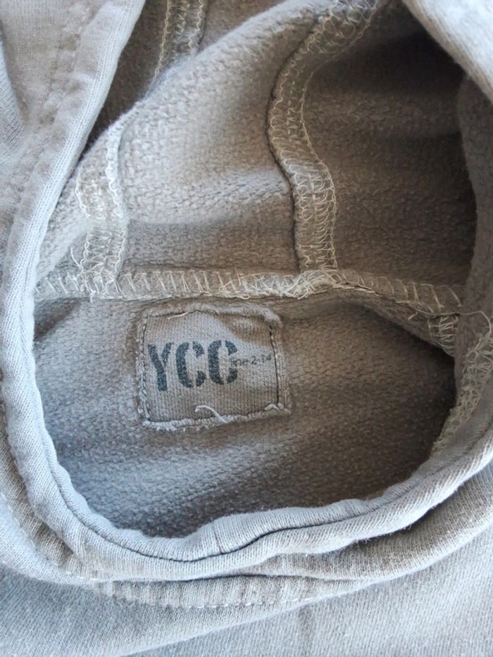 Pull à capuche - photo numéro 3