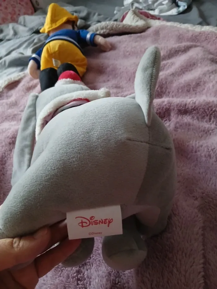 Peluche dumbo de noel - photo numéro 3