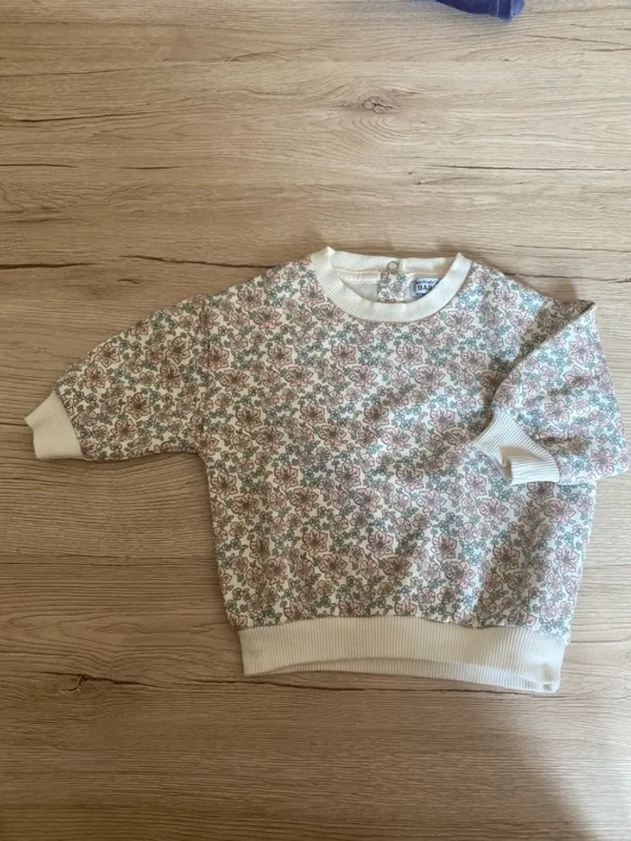 Lot de 2 pulls molletonné hiver fille imprimé fleurs/papillon 3mois Gémo - photo numéro 2