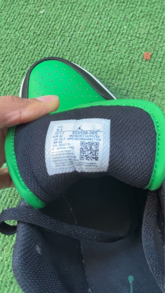 Air Jordan 1 Low Green Toe - Taille 42 - photo numéro 8