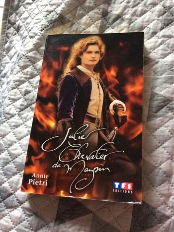 #Julie chevalier de Maupin Annie Pietri