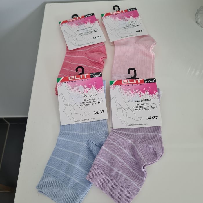 Lot de chaussettes neuves
