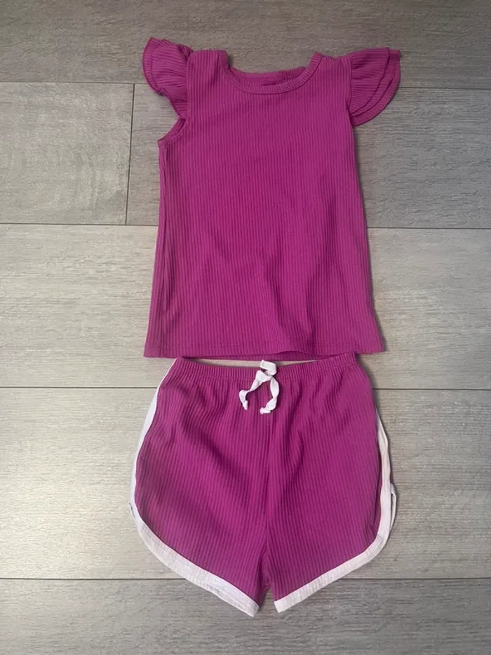 Ensemble sport fille 6 ans short t shirt - photo numéro 2