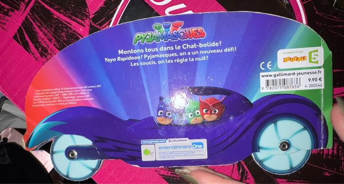 Livre les pyjamasques tous en chat-bolide ! - photo numéro 2