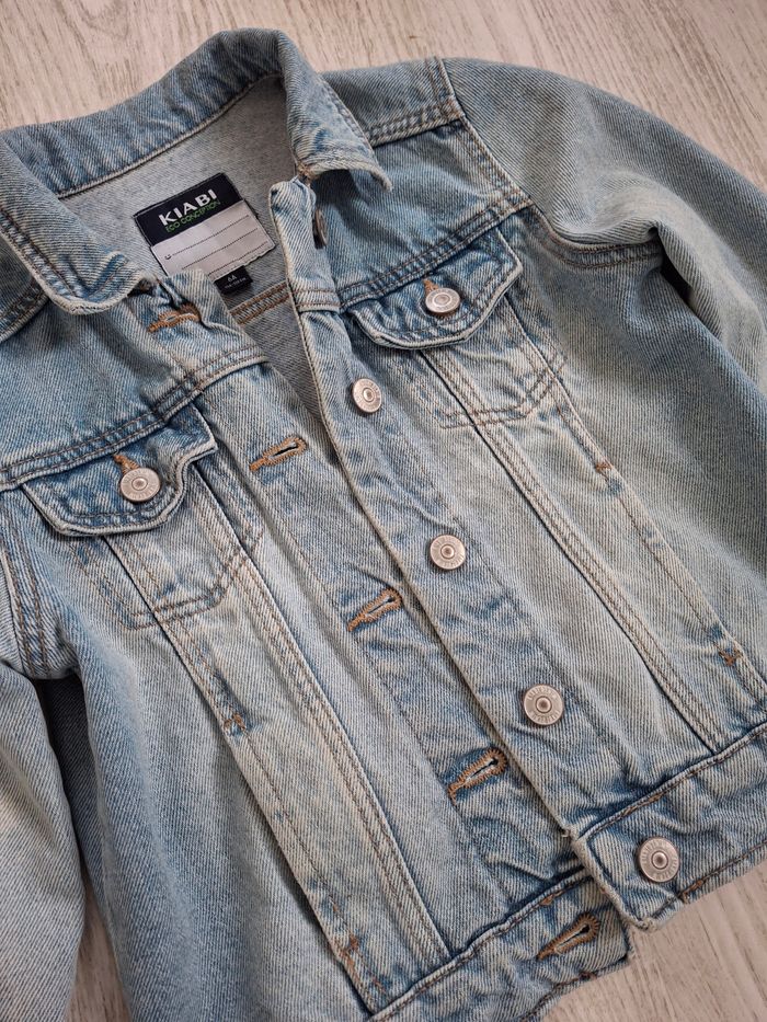 Veste en jean fille bleu clair  Kiabi – 6 ans - photo numéro 2