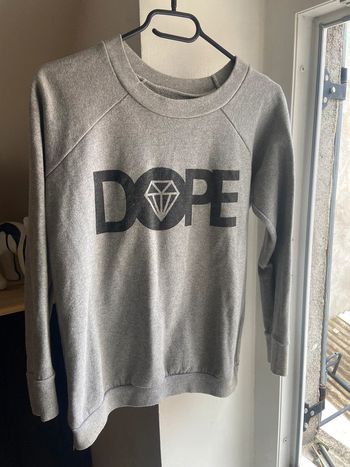 Sweat DOPE gris et noir